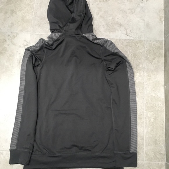 Under Armour Loose Cold Gear 1/2 Zip Sweatshirt - Picture 6 of 6